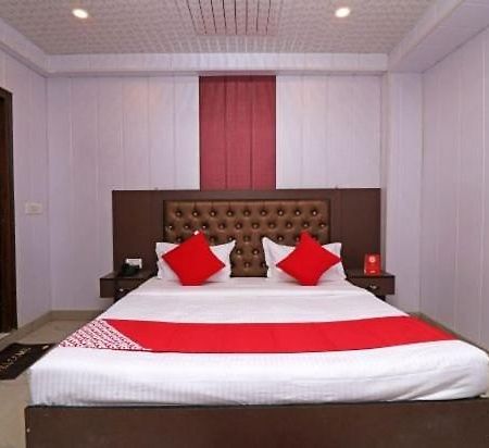 Airport Hotel Runway Yeni Delhi Dış mekan fotoğraf