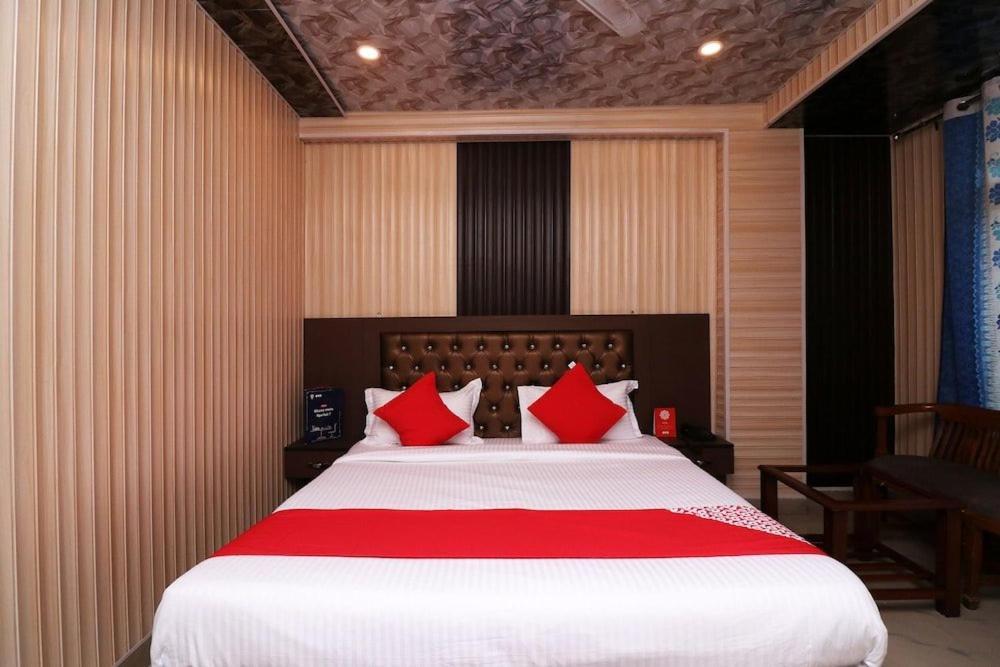 Airport Hotel Runway Yeni Delhi Dış mekan fotoğraf