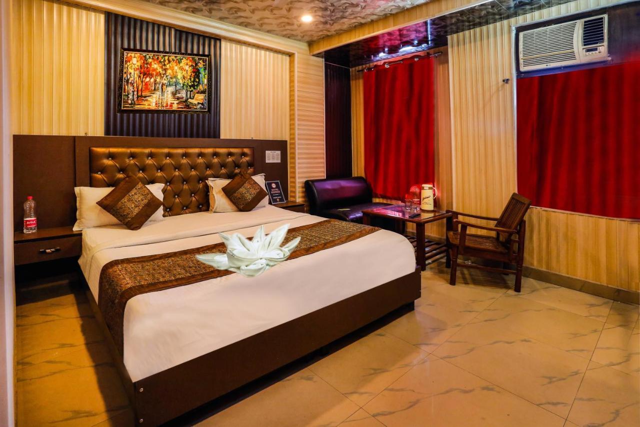 Airport Hotel Runway Yeni Delhi Dış mekan fotoğraf